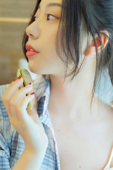 办公室浪荡女秘在线观看